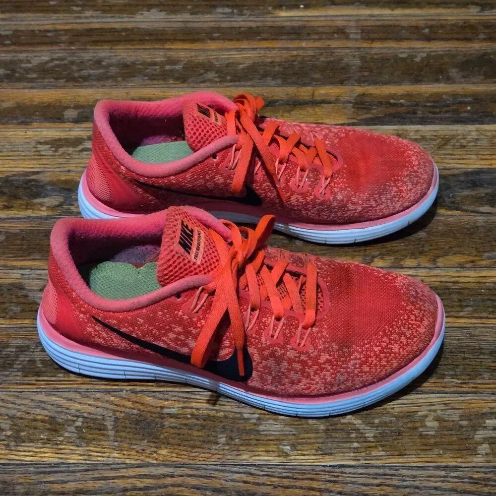 Women's NIKE Free RN Distance Athletic‎ Sneakers Shoes Size 7.5